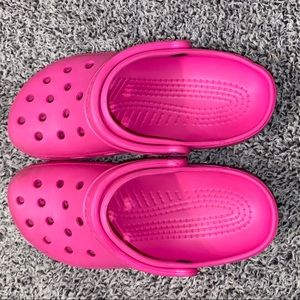 hot pink crocs!